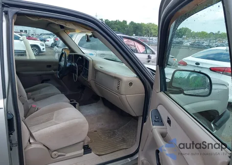 2003 Chevrolet Silverado 1500 Ls z USA, uszkodzony, nr VIN 2GCEC19T631102203